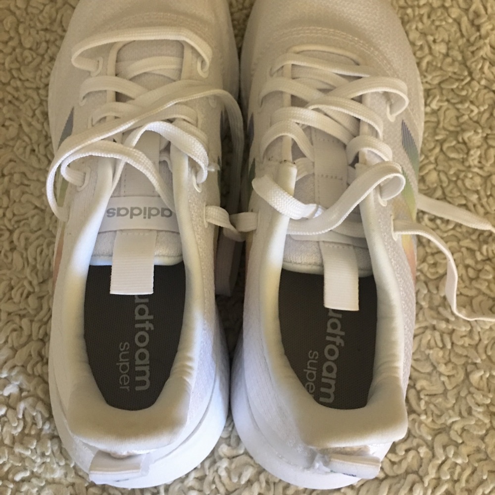 Adidas - Picture 6 of 12